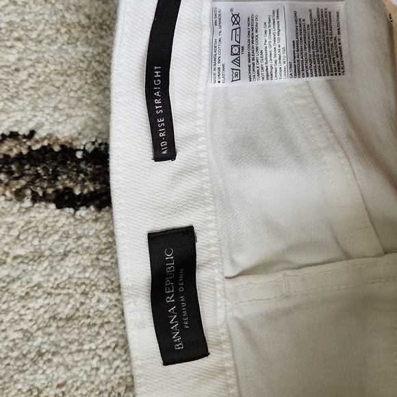 Banana Republic White Jeans - Picture 2 of 4